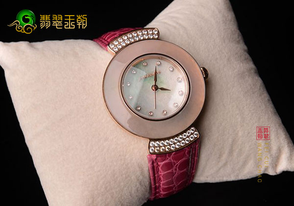 名表界的泥石流冰种飘花翡翠手表更有收藏价值